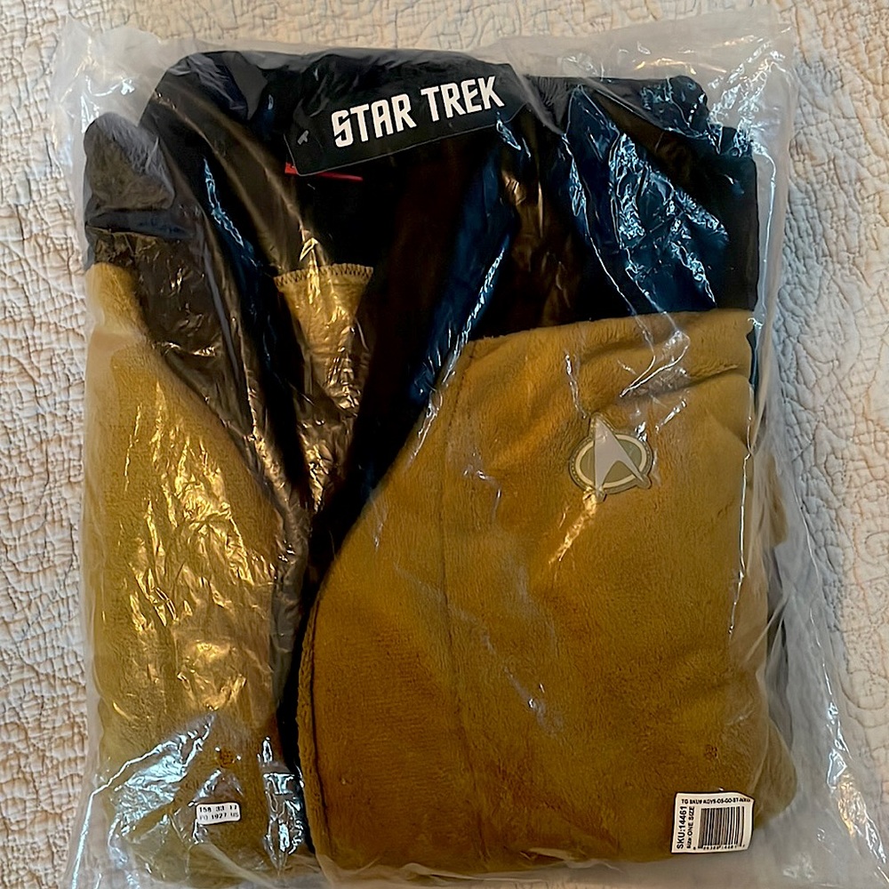 Star Trek Robe NWT Gold